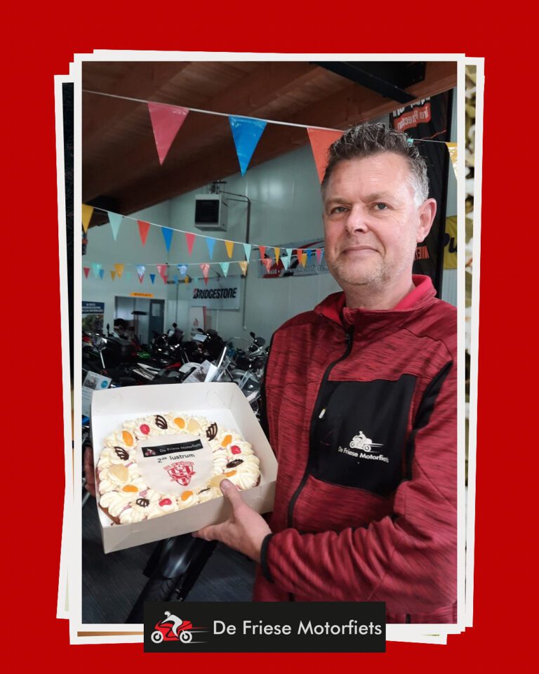 𝙏𝙞𝙚𝙣 𝙟𝙖𝙖𝙧 𝙫𝙧𝙞𝙚𝙣𝙙𝙨𝙘𝙝𝙖𝙥 𝙤𝙥 𝙫𝙤𝙡𝙡𝙚 𝙩𝙤𝙚𝙧𝙚𝙣